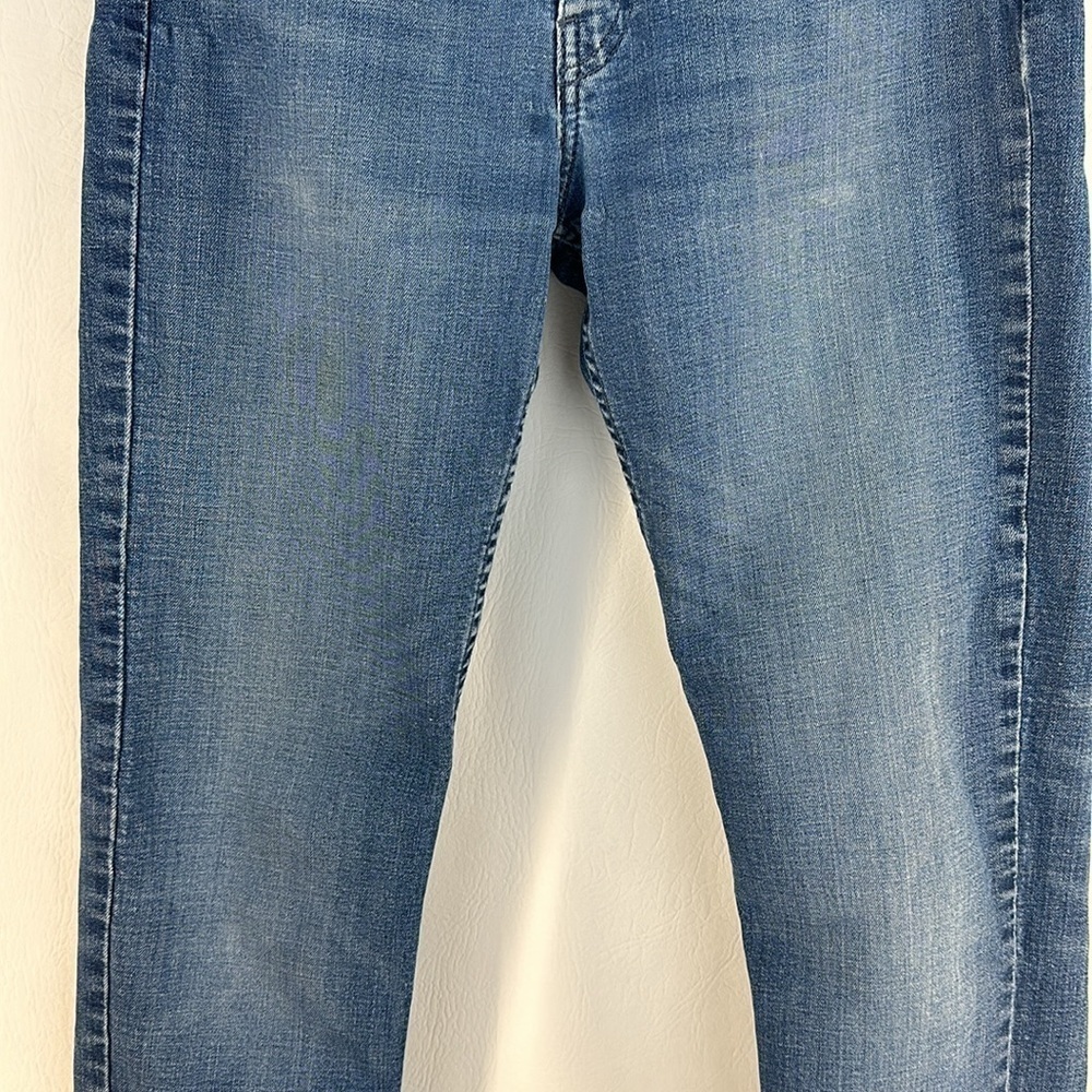Levi’s 514 Waterless Straight Leg Medium Wash Jean, 32x34 - Picture 3 of 8